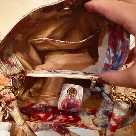 🇺🇸BEAUTIFUL BRAHMIN AMELIA BUCKET BAG in VALOR!!! - Picture 6 of 16